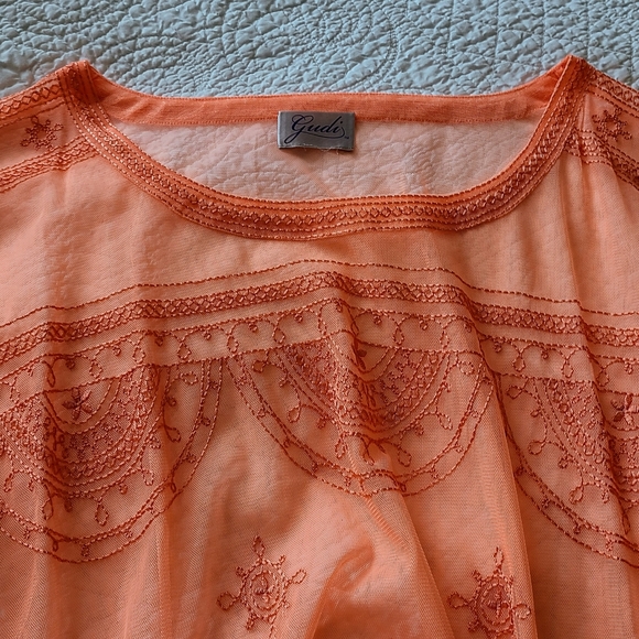 Gudi Embroidered cap sleeve top - Picture 2 of 3